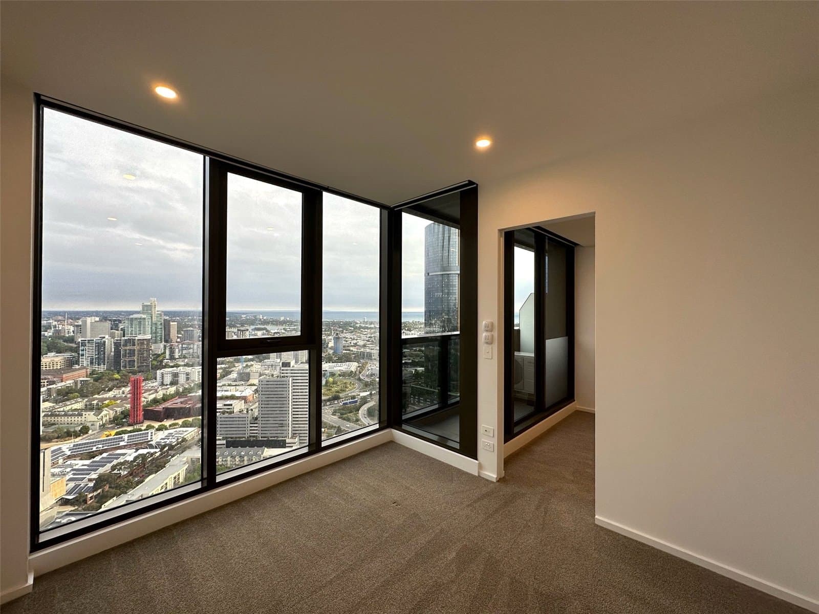 4002/81 City Road, Southbank - Thumbnail 5