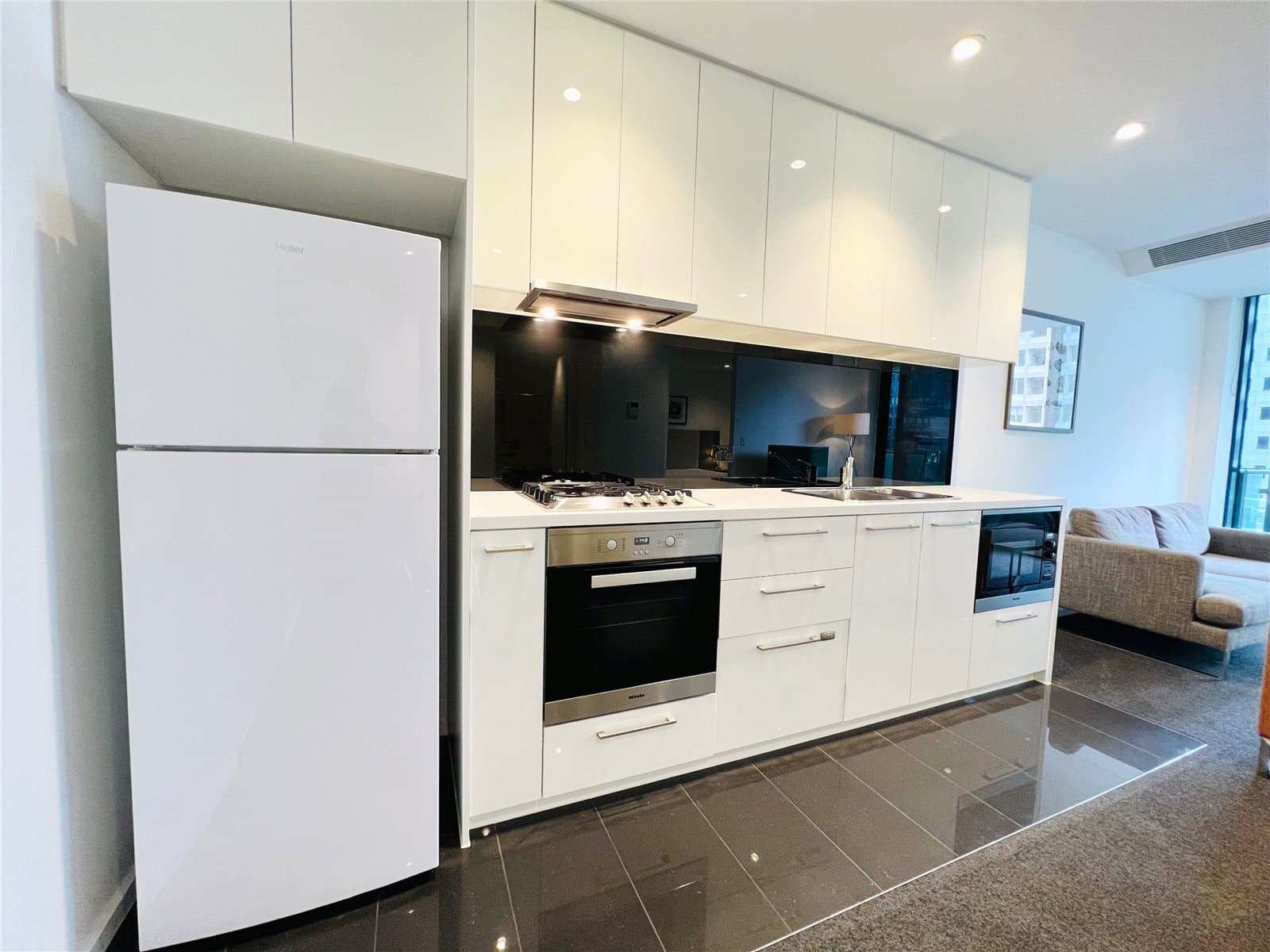 1006/601 Little Lonsdale Street, Melbourne - Thumbnail 2