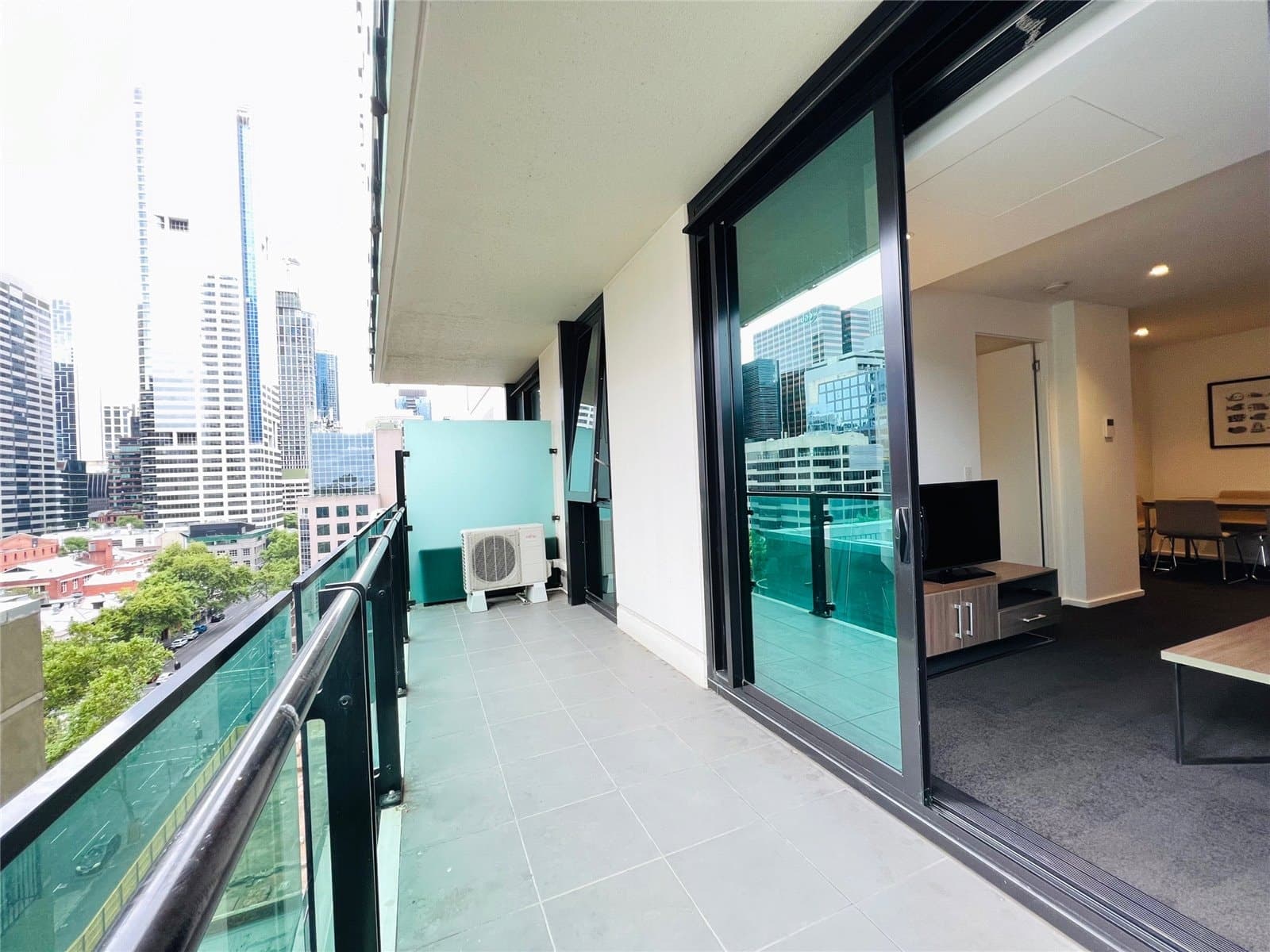 1006/601 Little Lonsdale Street, Melbourne - Thumbnail 3