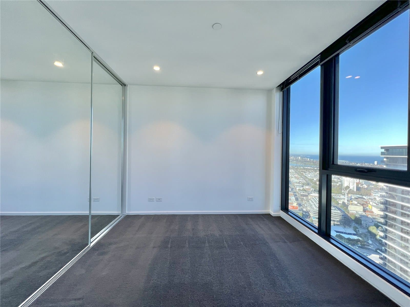 4403/1 Balston Street, Southbank - Thumbnail 2