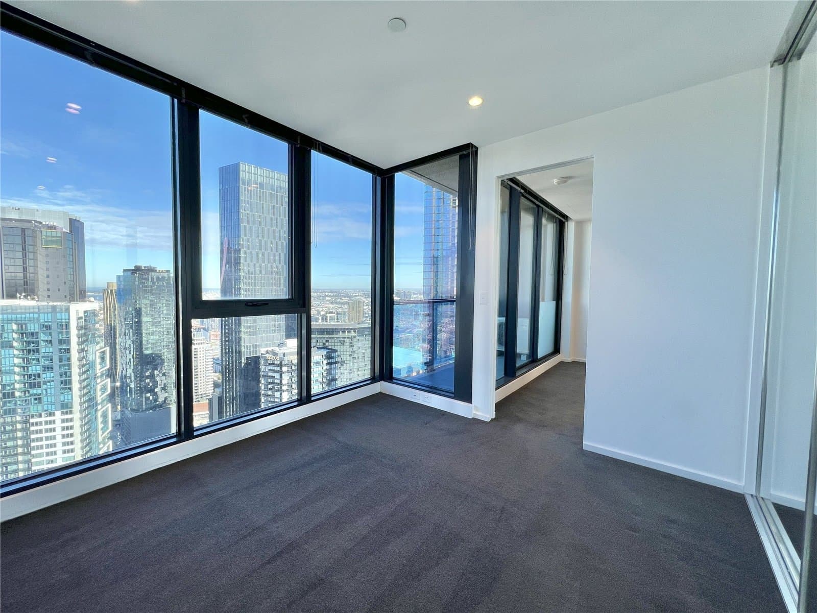4403/1 Balston Street, Southbank - Thumbnail 3