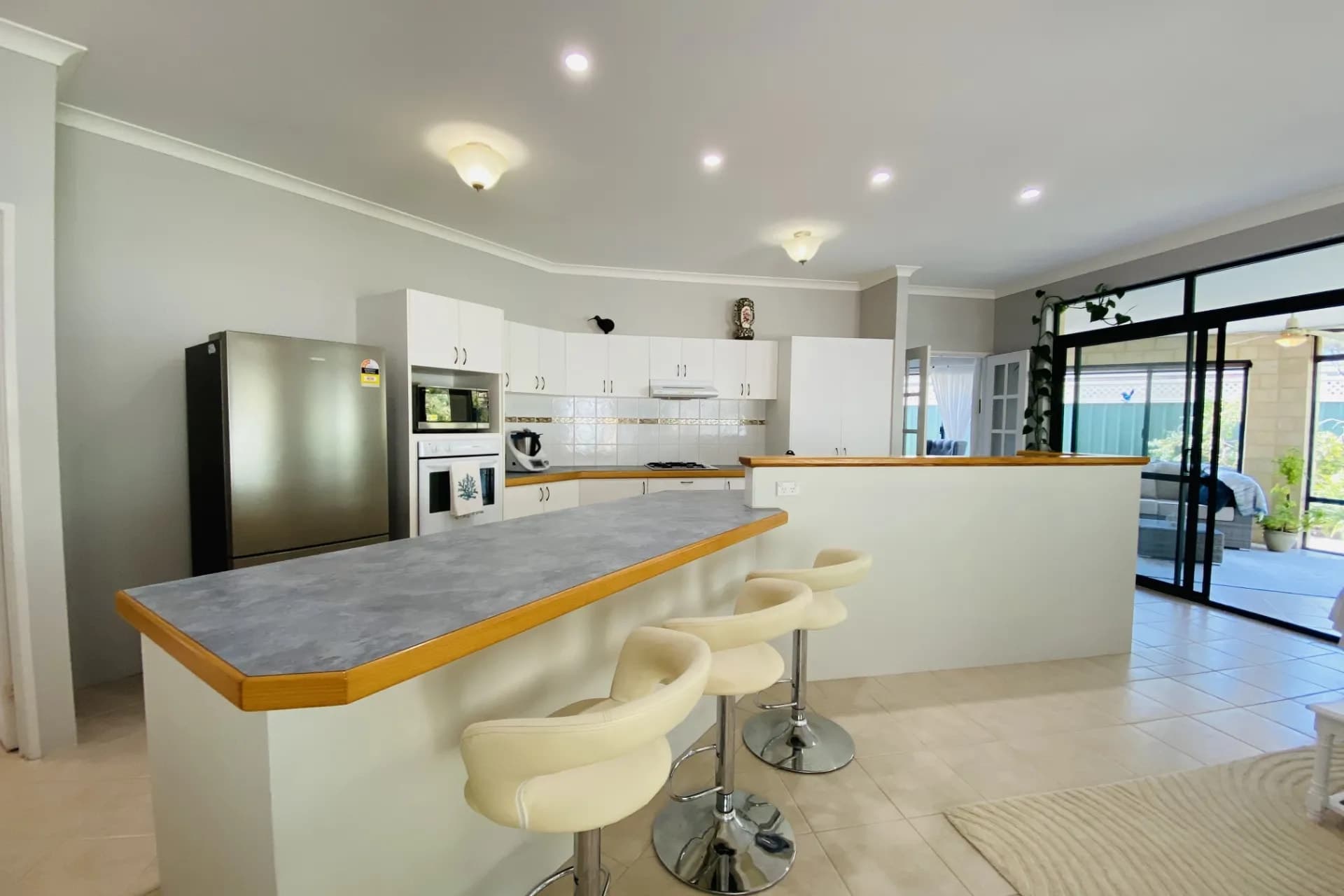 17 Travellers Well Street, Broadwater, WA, Broadwater - Thumbnail 3