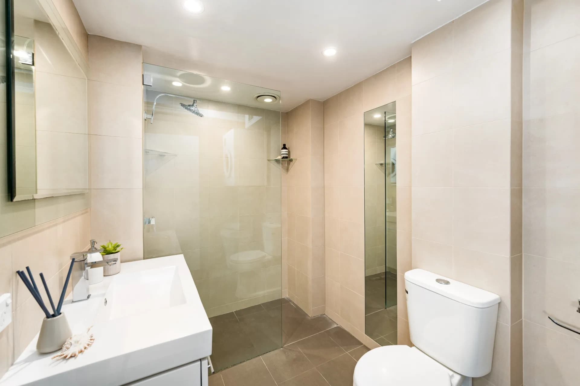 11/100 Ben Boyd Road, Neutral Bay, NSW, Neutral Bay - Thumbnail 2