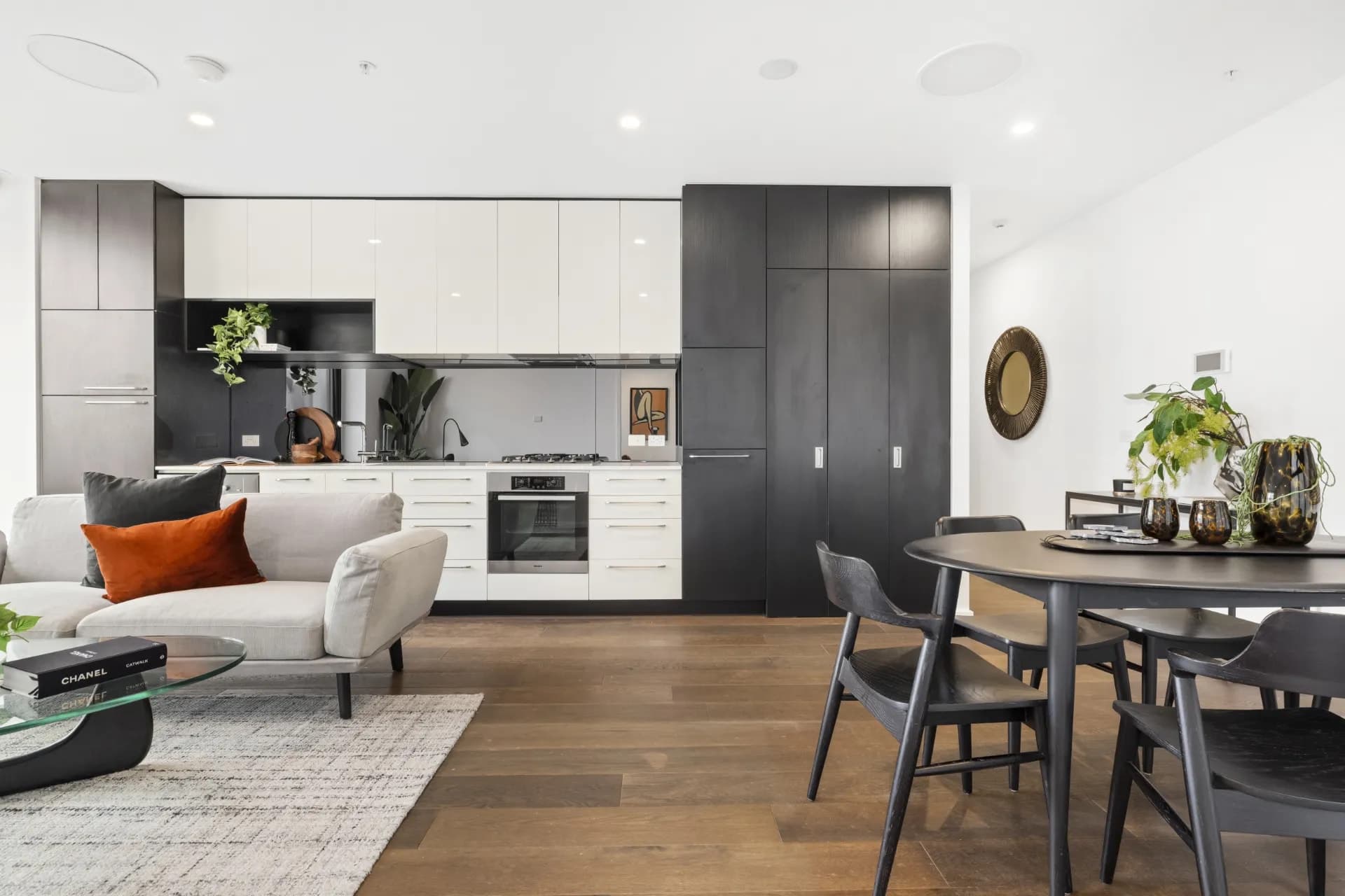 Unit 201/40 Beach Street, Port Melbourne, VIC, Port Melbourne - Thumbnail 4