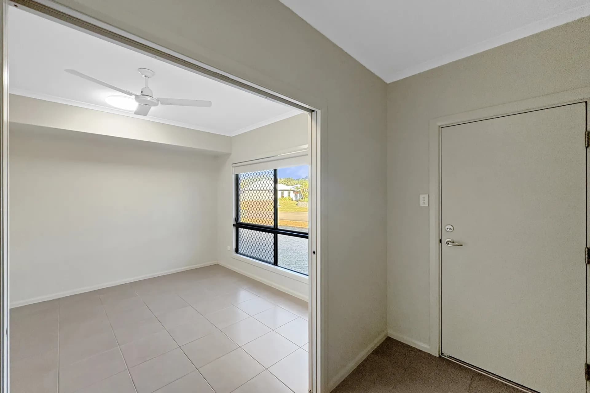 11 Glendower Street, Bushland Beach, QLD, Bushland Beach - Thumbnail 2