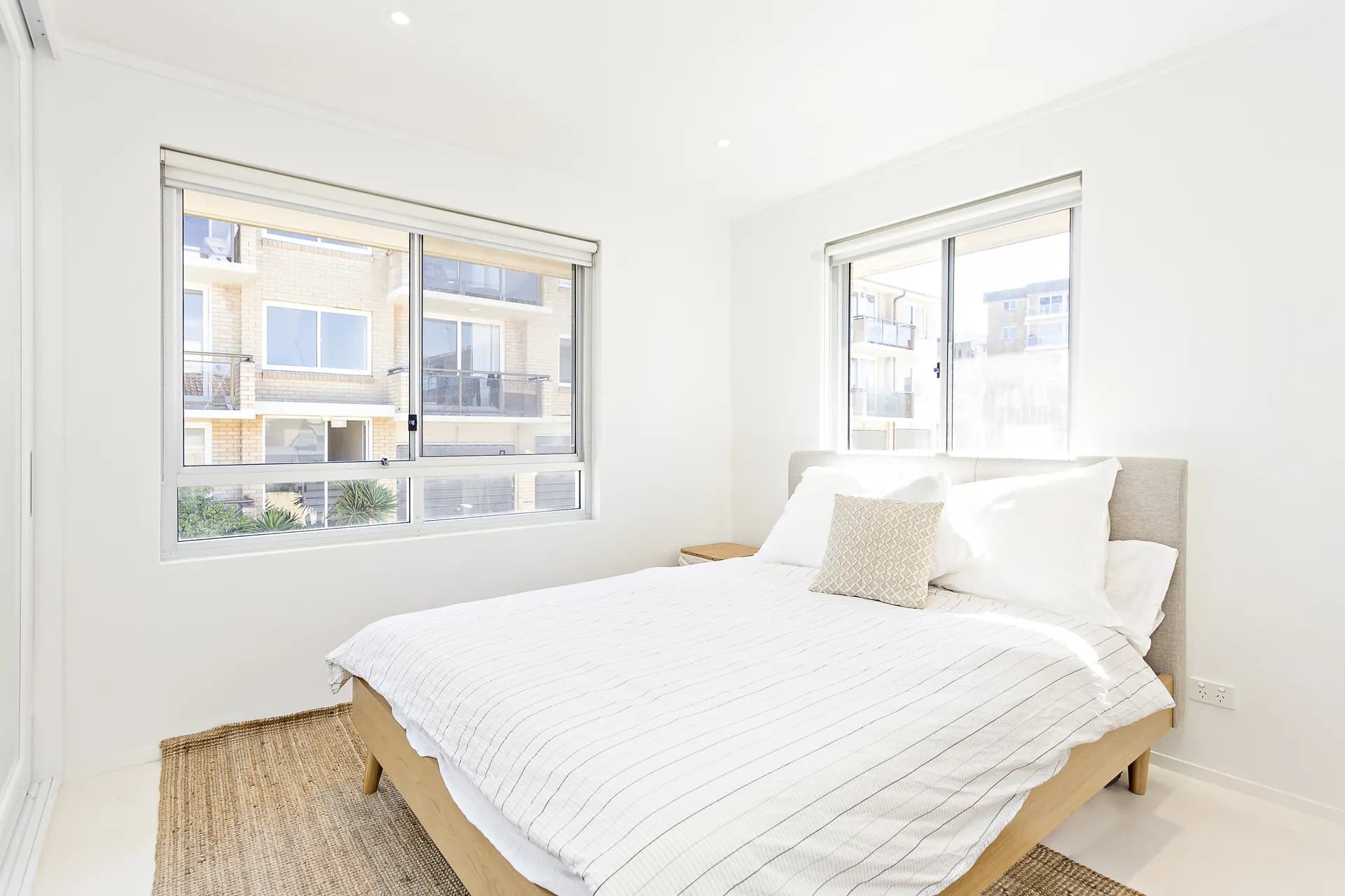 12/30 Queenscliff Road, Queenscliff, NSW, Queenscliff - Thumbnail 5