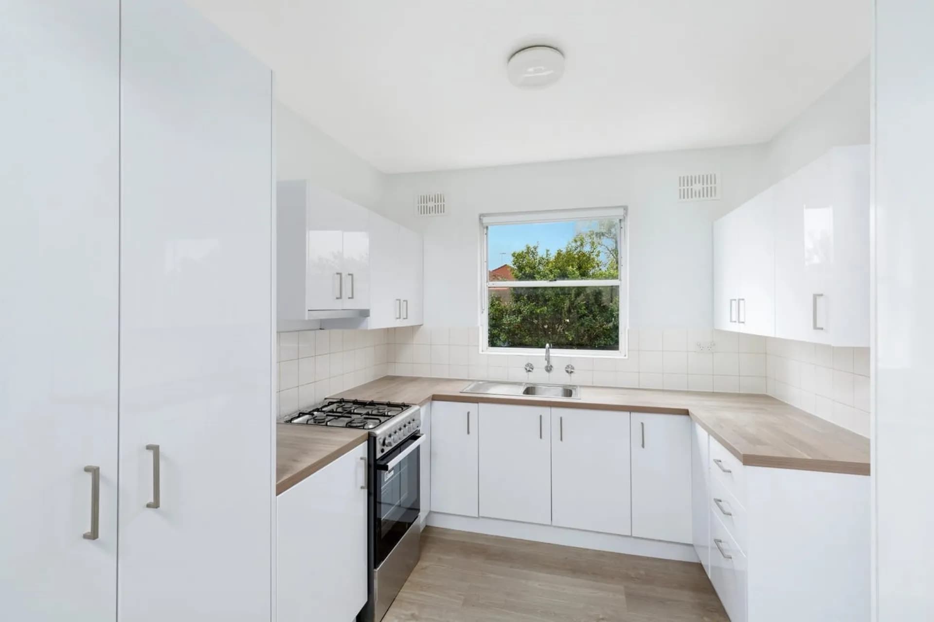 5/54 Harbord Road, Freshwater, NSW, Freshwater - Thumbnail 2