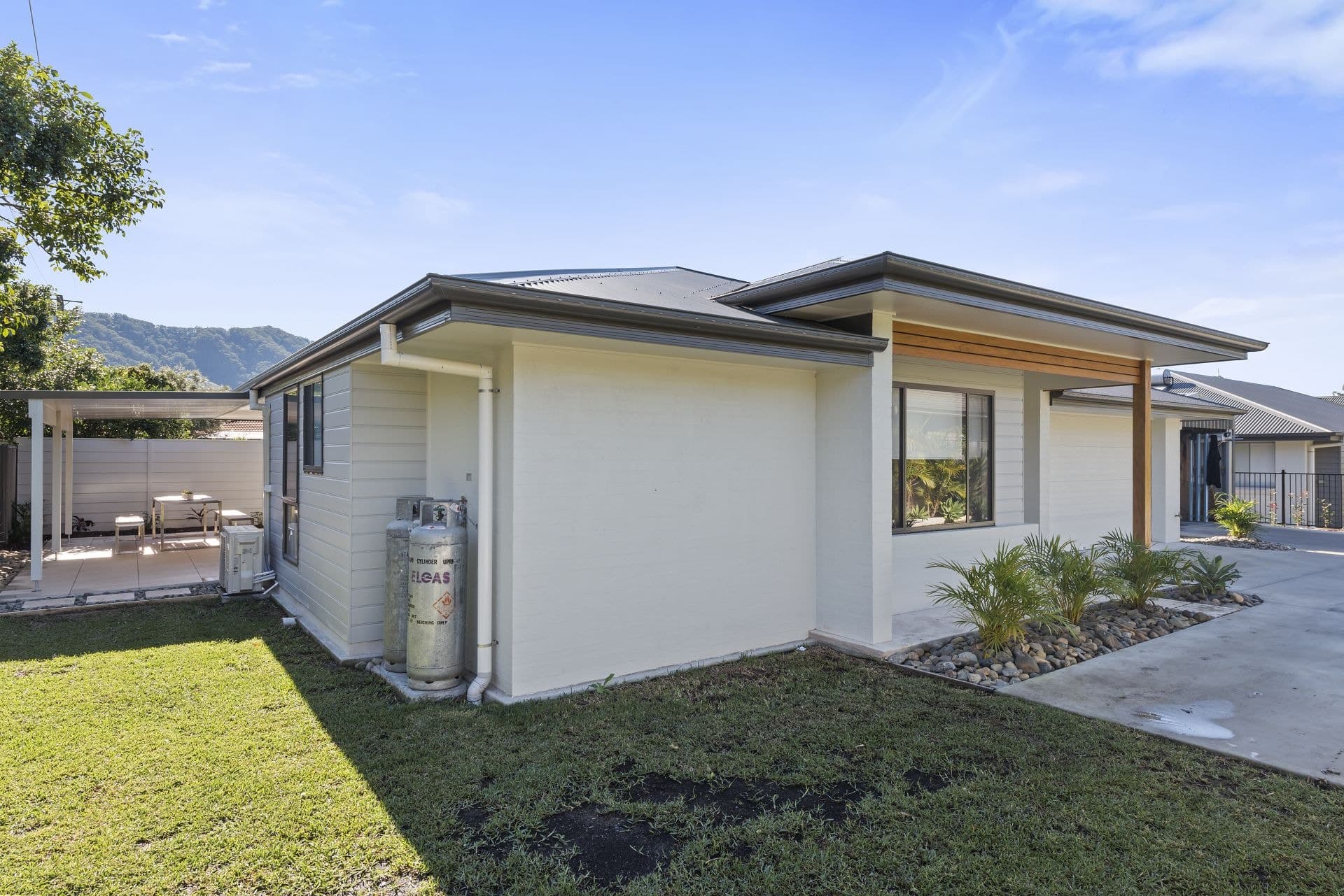 10 Safrano Place COFFS HARBOUR NSW, Coffs Harbour - Thumbnail 3