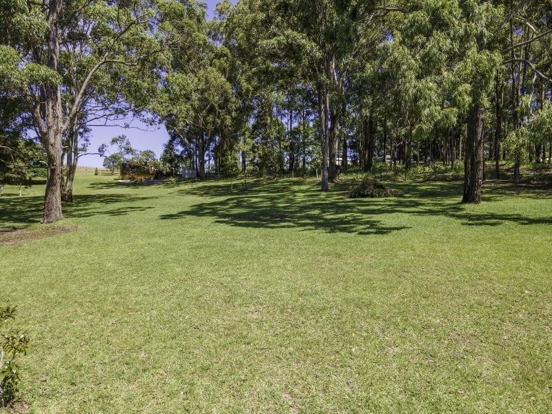1 Pont Close EMERALD BEACH NSW, Emerald Beach - Thumbnail 5