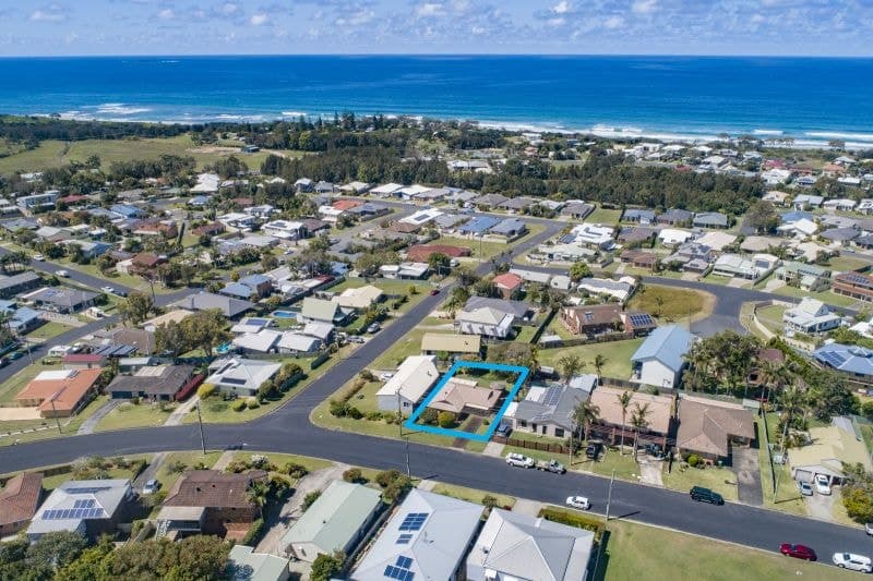 25 Eileen Drive CORINDI BEACH NSW, Corindi Beach - Thumbnail 2