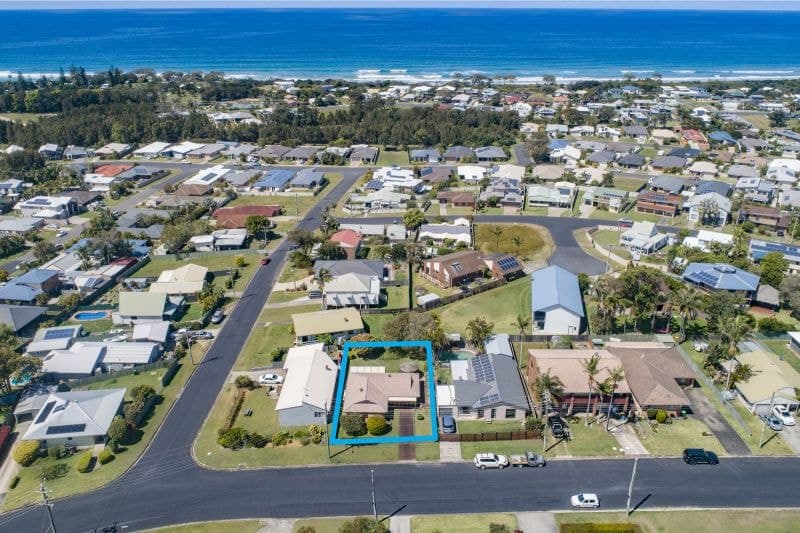 25 Eileen Drive CORINDI BEACH NSW, Corindi Beach - Thumbnail 3