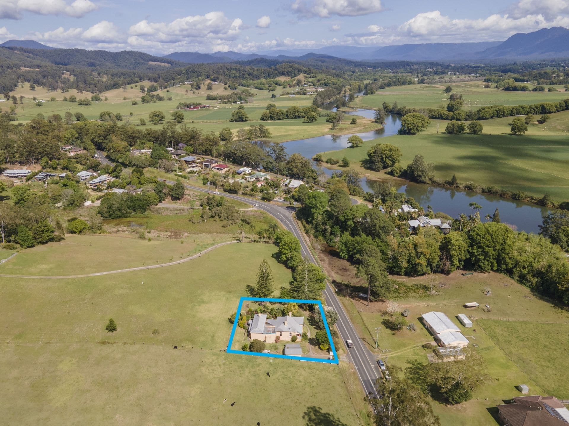 647 Waterfall Way BELLINGEN NSW, Bellingen - Thumbnail 3