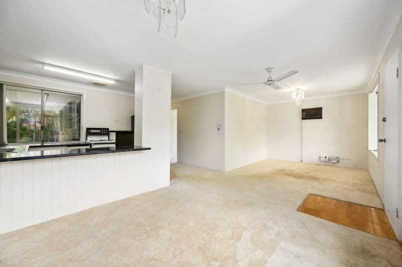 2/5 Warrawee Street SAPPHIRE BEACH NSW, Sapphire Beach - Thumbnail 2