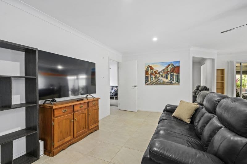 13 Sunshine Circuit EMERALD BEACH NSW, Emerald Beach - Thumbnail 5