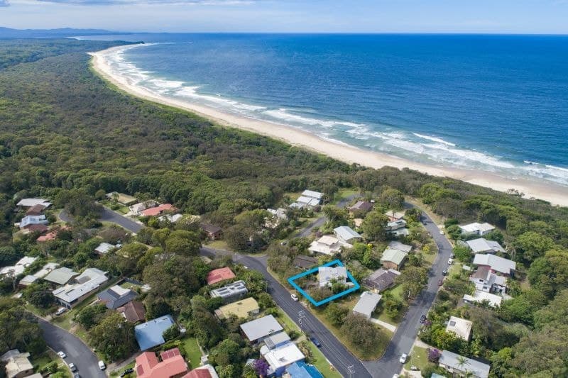 2 Jones Street VALLA BEACH NSW, Valla Beach - Image 1