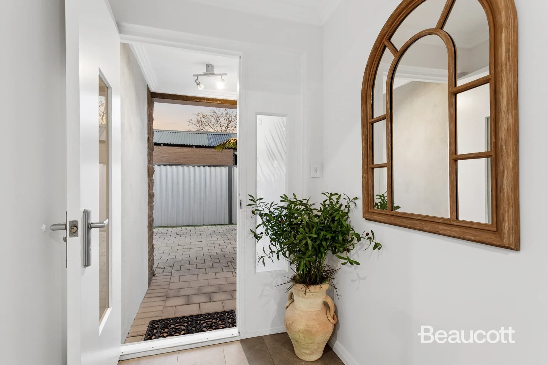 6/27 Falkirk Avenue, MAYLANDS WA 6051, Dianella - Thumbnail 3