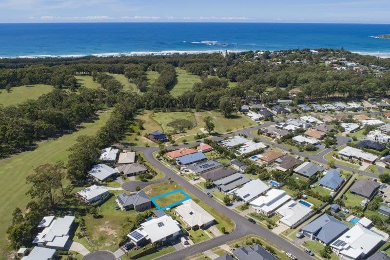 63 Admiralty Drive SAFETY BEACH NSW, Safety Beach - Thumbnail 4