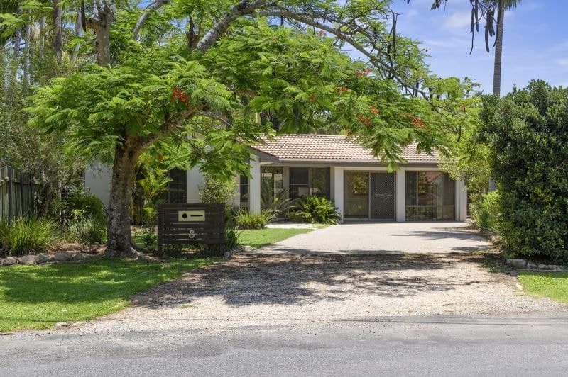 8 Beacon Cres EMERALD BEACH NSW, Emerald Beach - Image 1