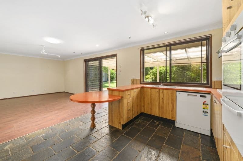 8 Beacon Cres EMERALD BEACH NSW, Emerald Beach - Thumbnail 6