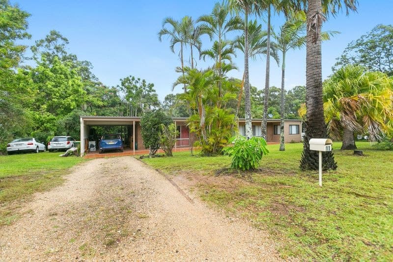 11 Pont Cl EMERALD BEACH NSW, Emerald Beach - Thumbnail 4