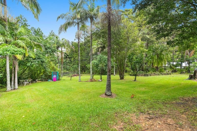 11 Pont Cl EMERALD BEACH NSW, Emerald Beach - Thumbnail 5