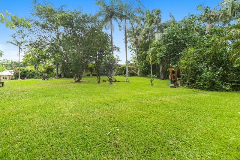 11 Pont Cl EMERALD BEACH NSW, Emerald Beach - Thumbnail 7