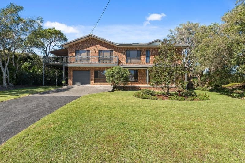 2 Fuller Street ARRAWARRA HEADLAND NSW, Arrawarra Headland - Thumbnail 2
