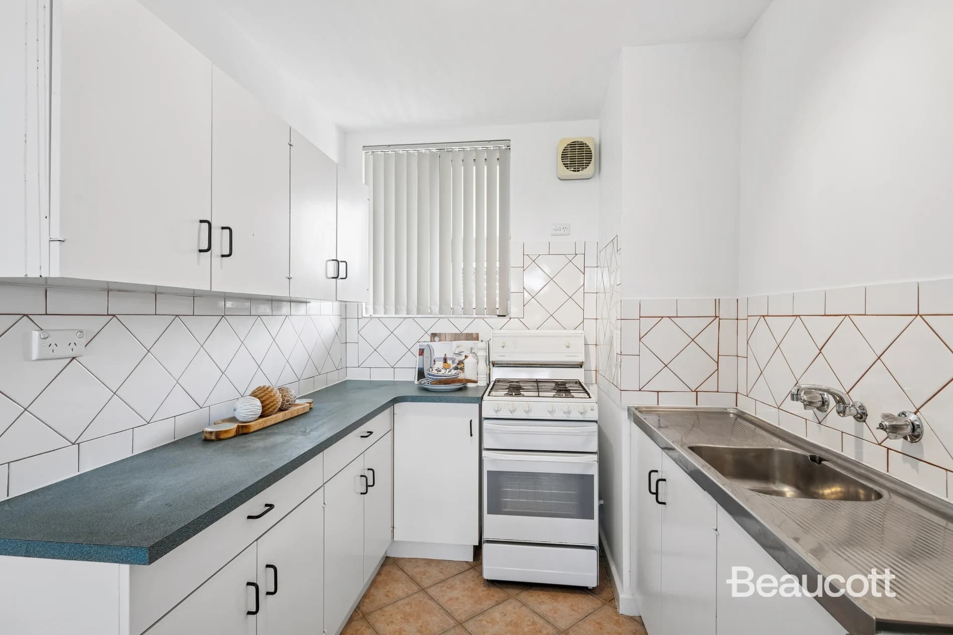 14/18 Fogerthorpe Crescent, MAYLANDS WA 6051, Maylands - Thumbnail 5