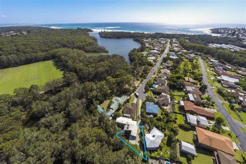 2/1 Melaleuca Ave WOOLGOOLGA NSW, Woolgoolga - Image 1