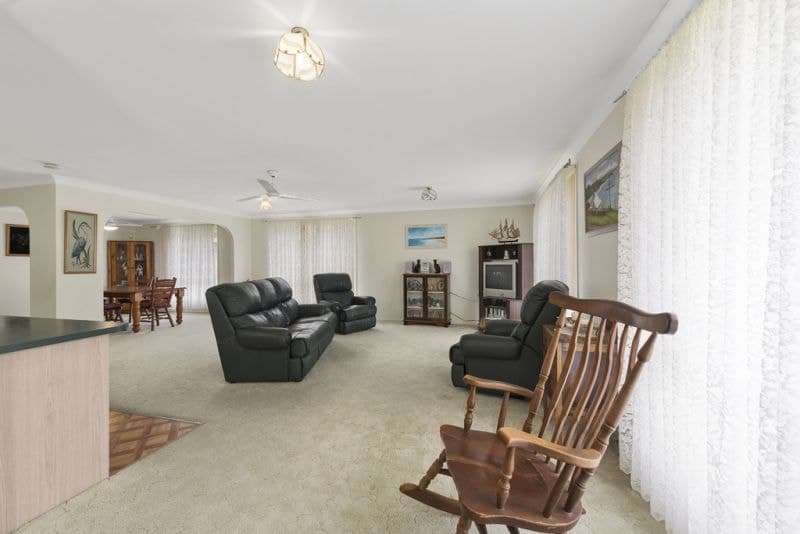 42 Turon Parade WOOLGOOLGA NSW, Woolgoolga - Thumbnail 2
