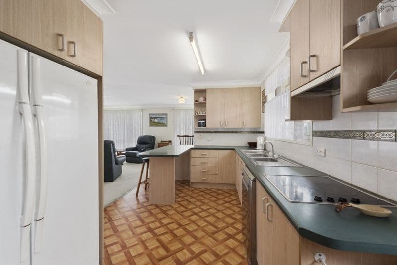 42 Turon Parade WOOLGOOLGA NSW, Woolgoolga - Thumbnail 5