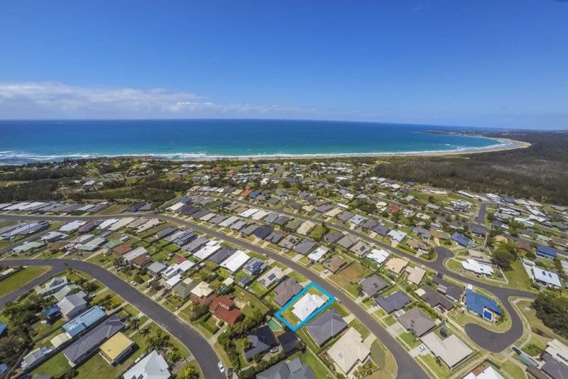 100 Matthews Parade CORINDI BEACH NSW, Corindi Beach - Thumbnail 3