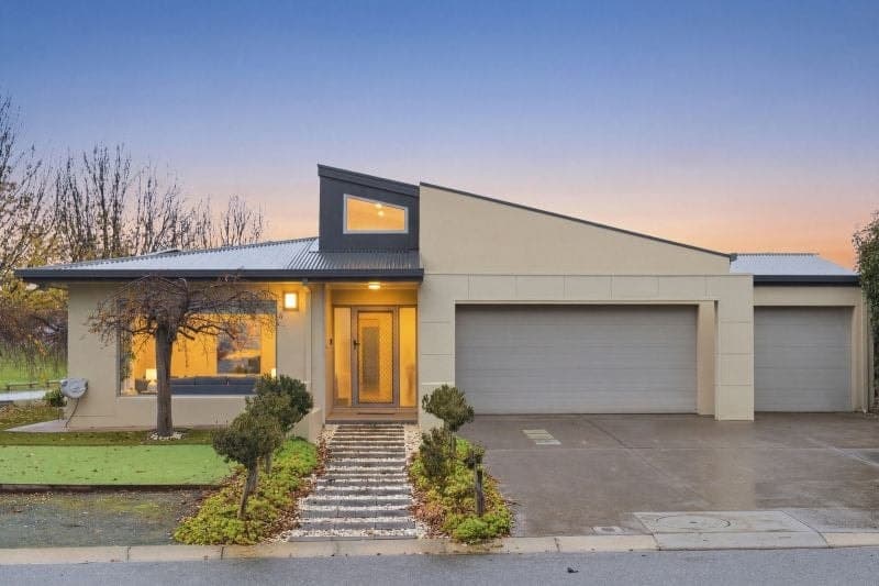 30 Rosanna Street, Gungahlin, Gungahlin - Image 1