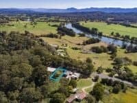 12/20 Newry Street URUNGA NSW, Raleigh - Image 1