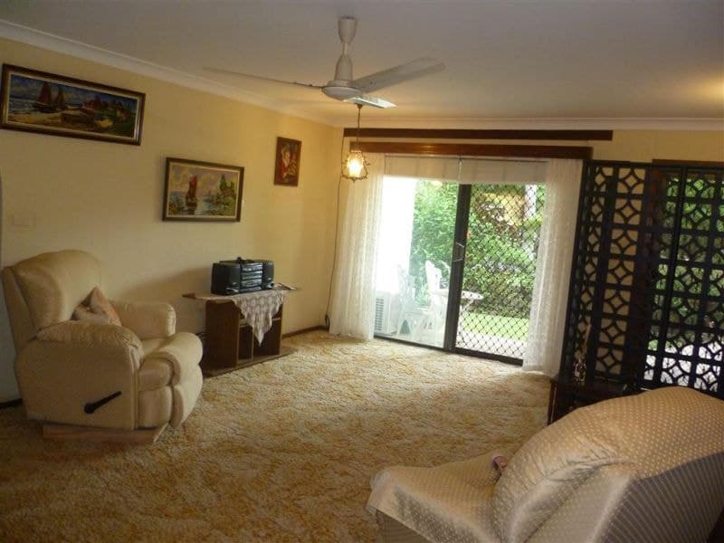 32 Beacon Crescent EMERALD BEACH NSW, Emerald Beach - Thumbnail 2
