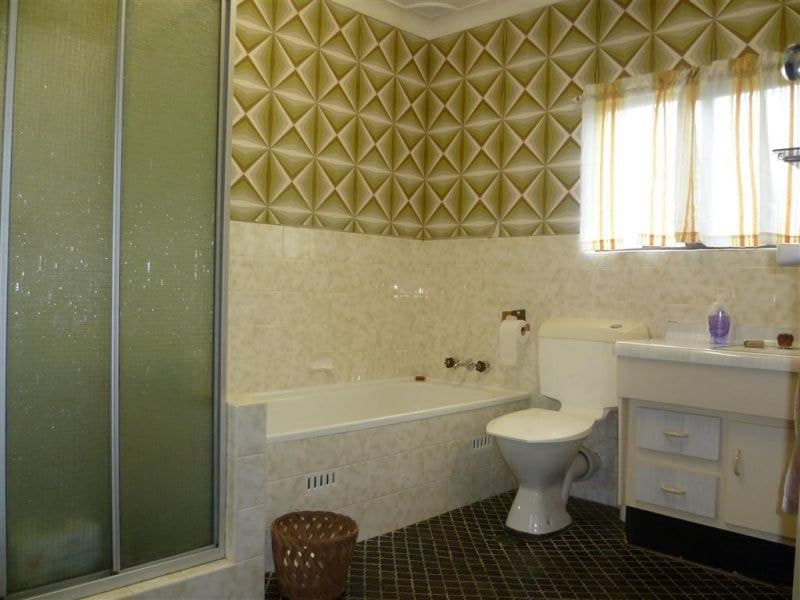32 Beacon Crescent EMERALD BEACH NSW, Emerald Beach - Thumbnail 8