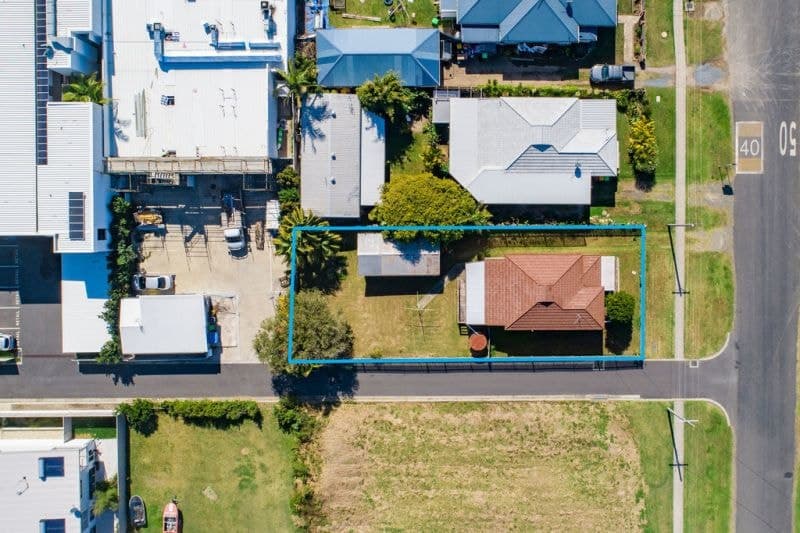 18 Queen Street WOOLGOOLGA NSW, Woolgoolga - Thumbnail 3