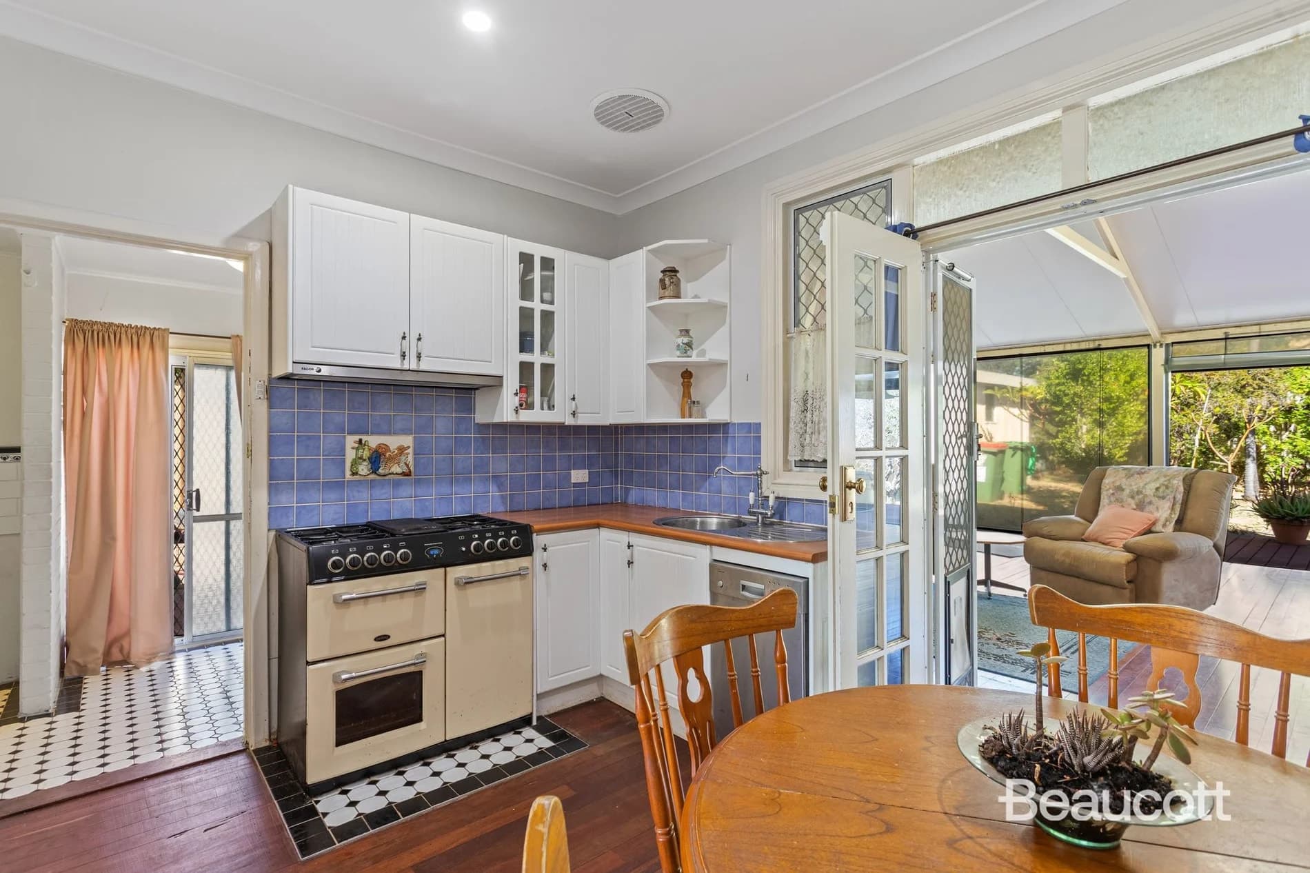 6/27 Falkirk Avenue, MAYLANDS WA 6051, Embleton - Thumbnail 4