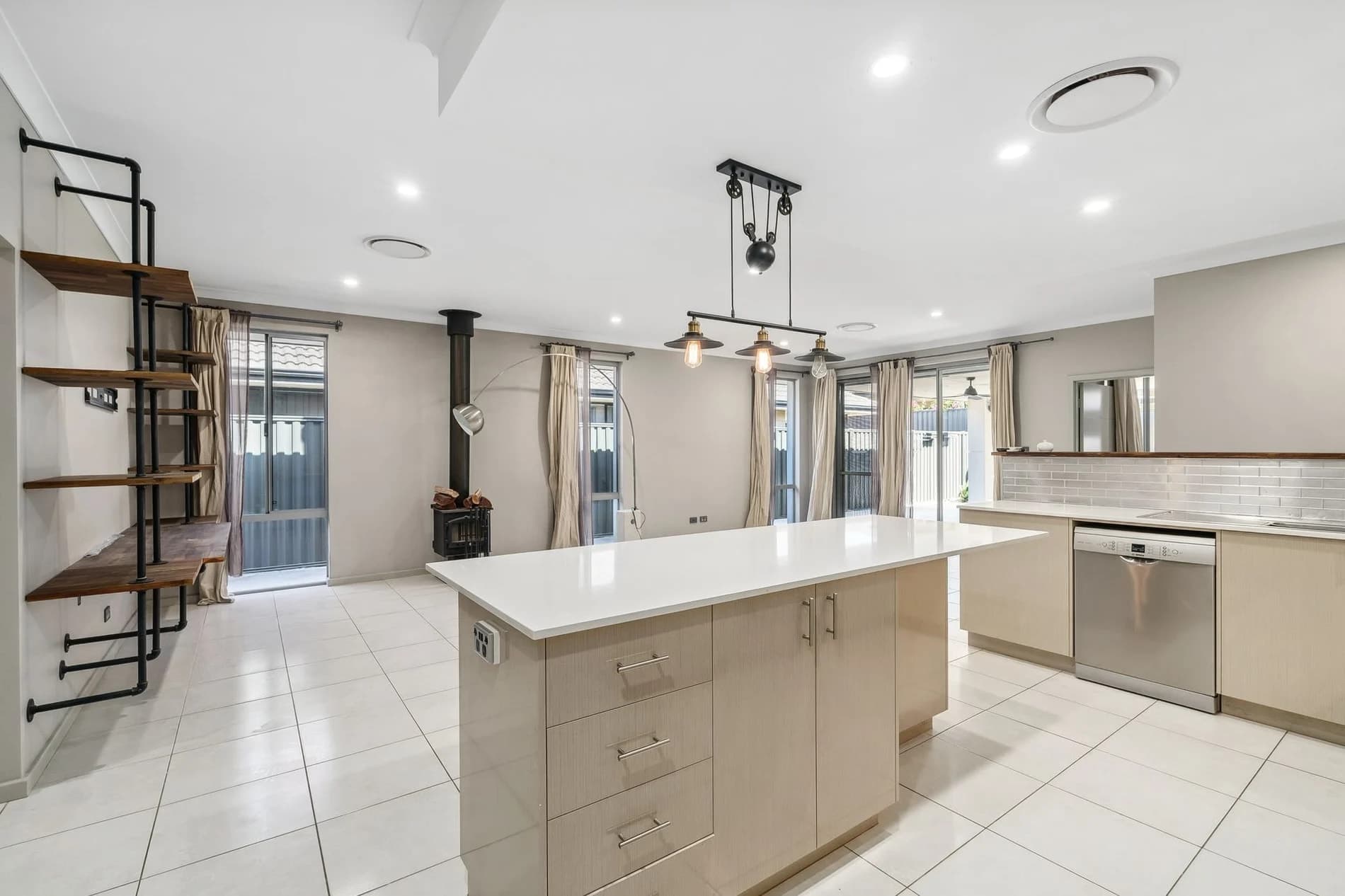 6/27 Falkirk Avenue, MAYLANDS WA 6051, Brabham - Thumbnail 2