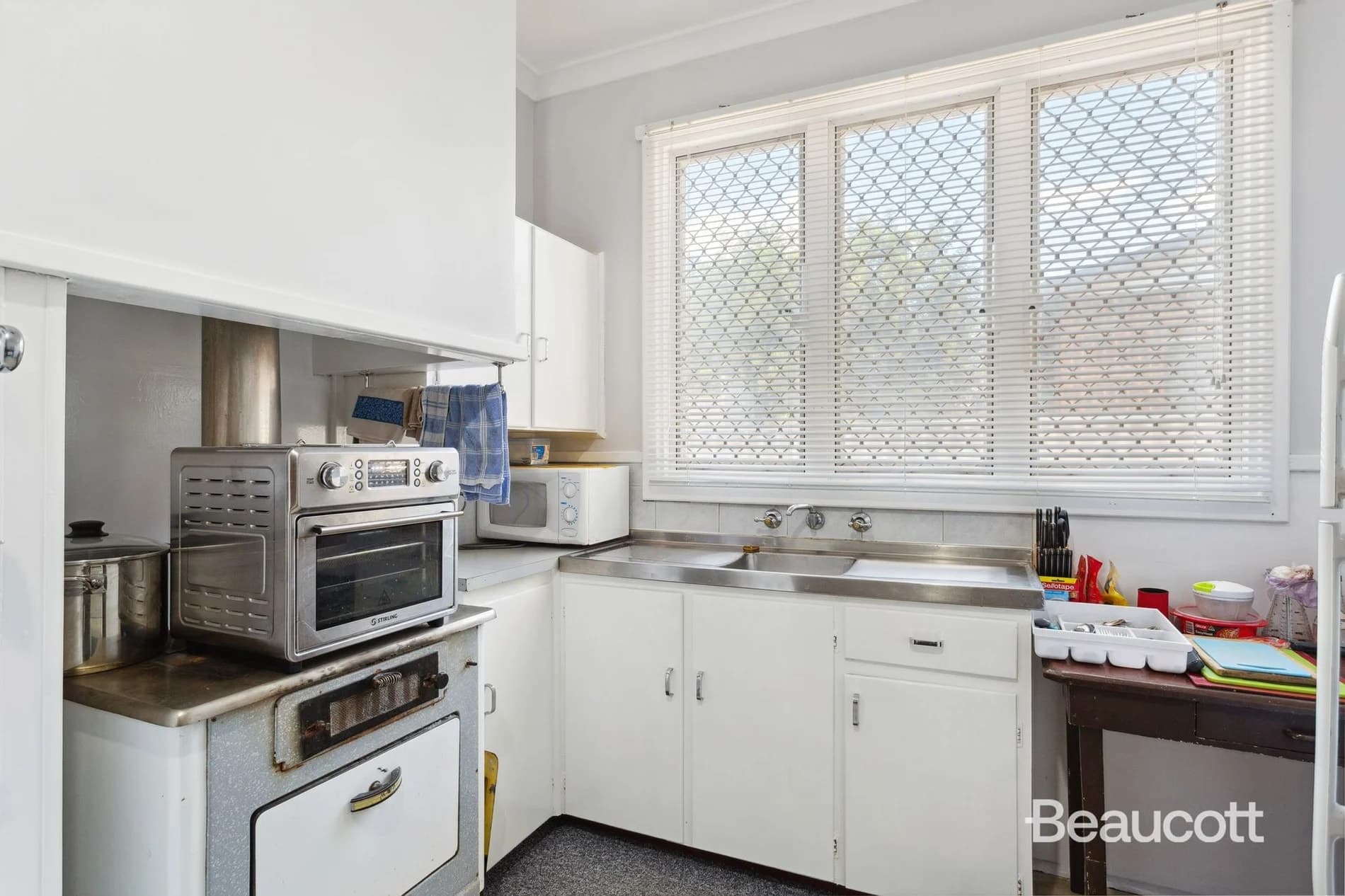 6/27 Falkirk Avenue, MAYLANDS WA 6051, Embleton - Thumbnail 4