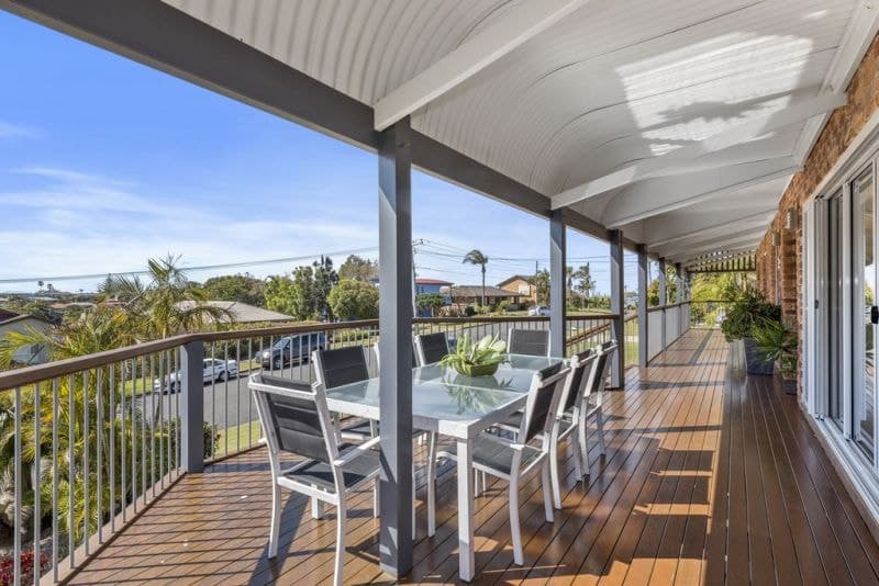 2 Elouera Dve SAPPHIRE BEACH NSW, Sapphire Beach - Thumbnail 3