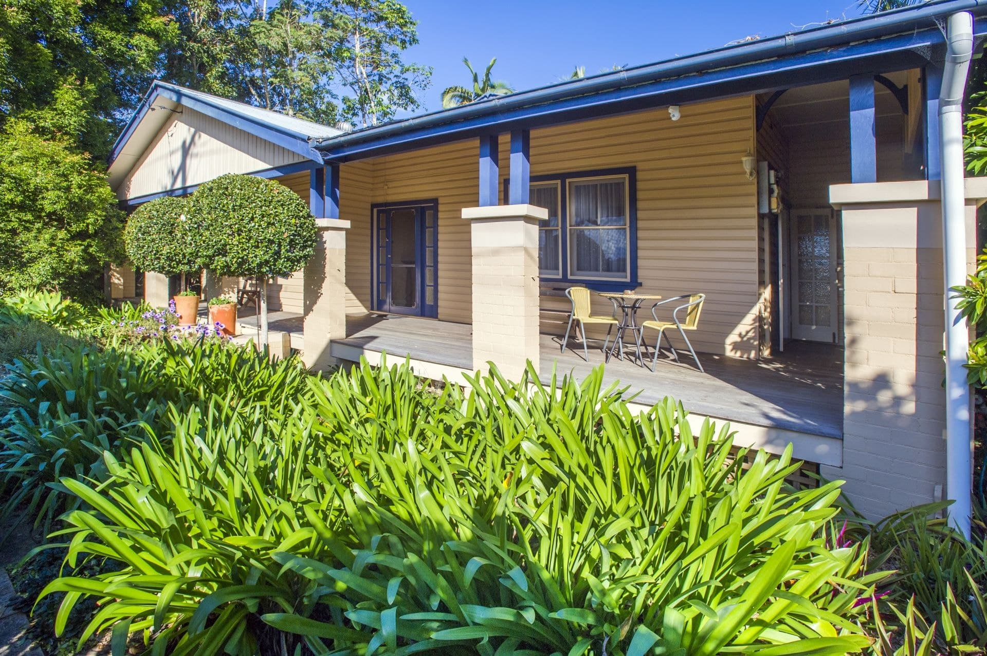 10-12 Hyde Street (Rivendell Guest House ) BELLINGEN NSW, Bellingen - Image 1