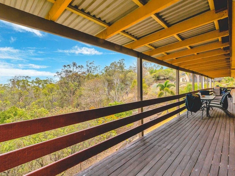 80 Tamworth Drive, HELENSVALE  QLD  4212, Helensvale - Thumbnail 5