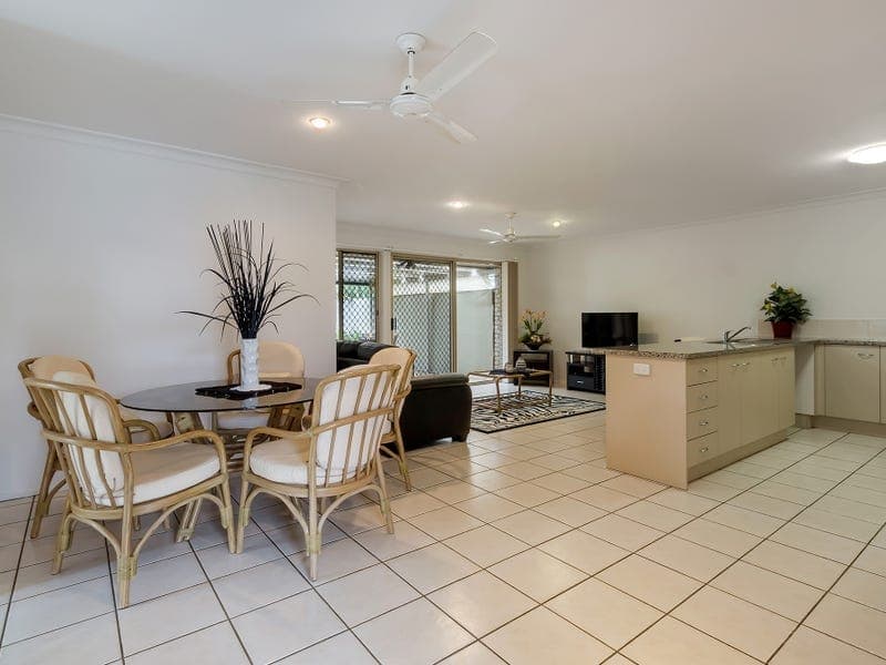 13/1 Archipelago Street, PACIFIC PINES  QLD  4211, Pacific Pines - Thumbnail 8