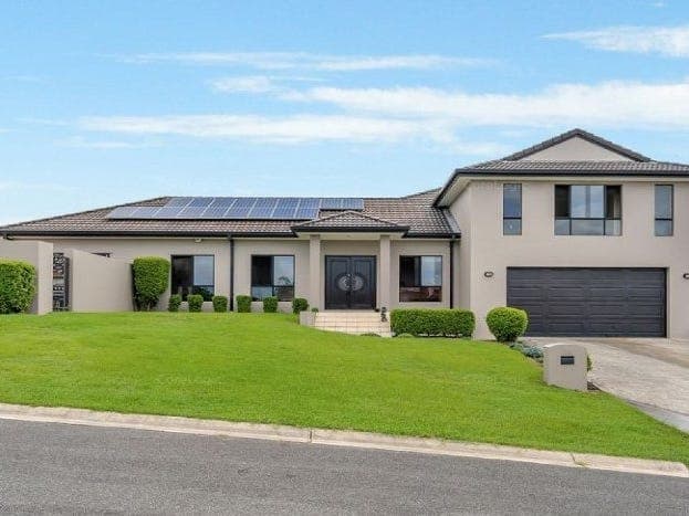 39 Maltravers Drive, ARUNDEL  QLD  4214, Arundel - Thumbnail 7
