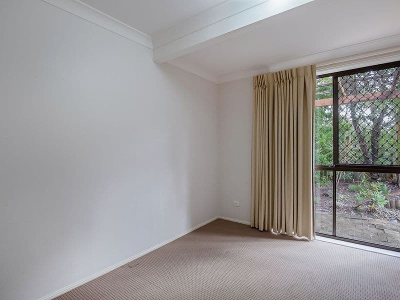 6/1 Kilpatrick Court, HIGHLAND PARK  QLD  4211, Highland Park - Thumbnail 2