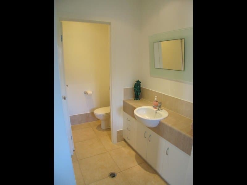 1/1 Celtic close, MERRIMAC  QLD  4226, Merrimac - Thumbnail 4