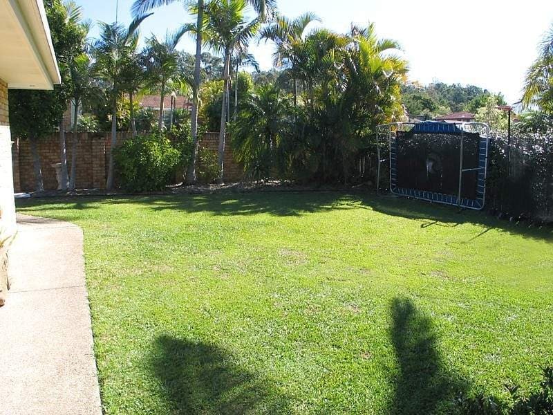 16 Bradstone Rd, CARRARA  QLD  4211, Carrara - Thumbnail 6