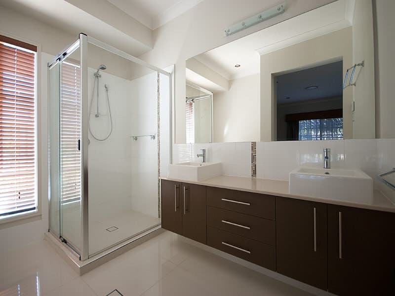 8 Settlers Avenue, UPPER COOMERA  QLD  4209, Upper Coomera - Thumbnail 3