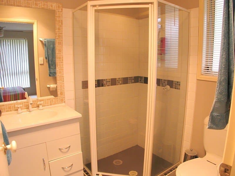 4 Glenn Crt, WORONGARY  QLD  4213, Worongary - Thumbnail 5